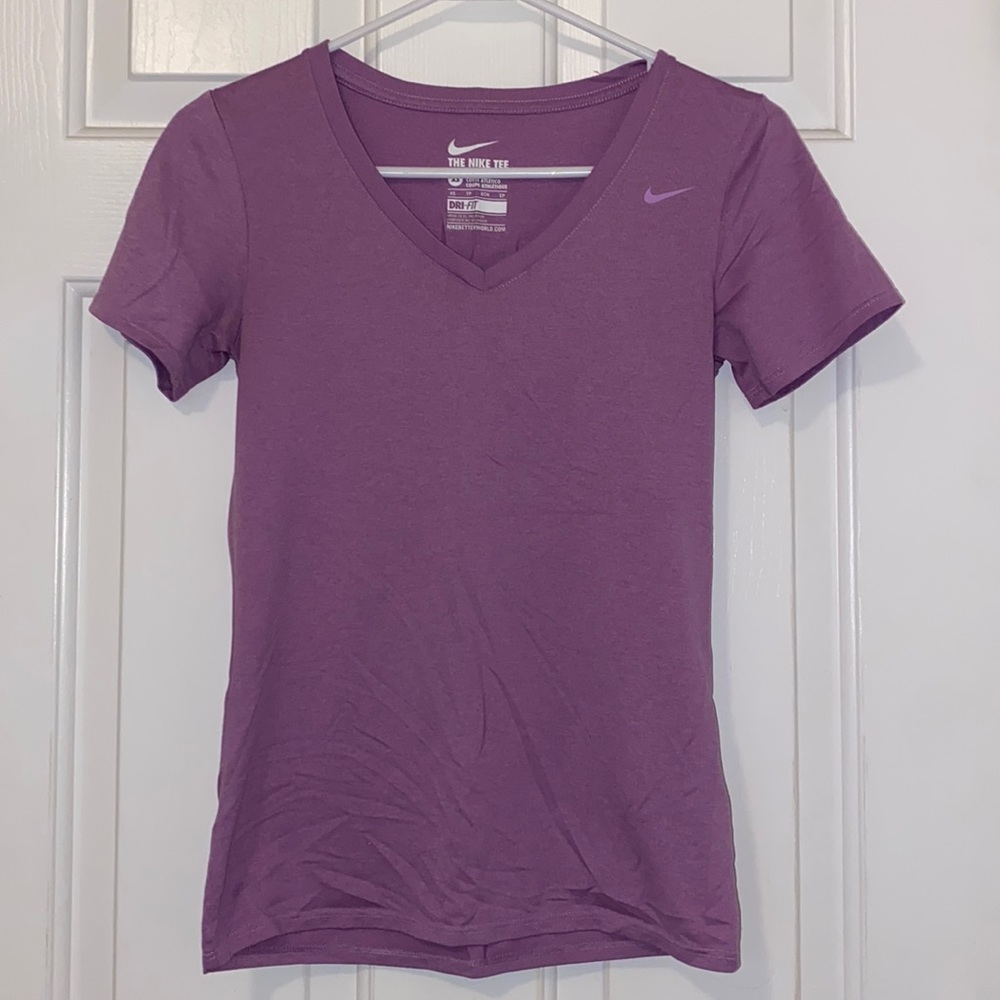Nike athletic tee